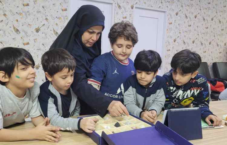 برگزاری ایستگاه پژوهشی به مناسب هفته پژوهش 5