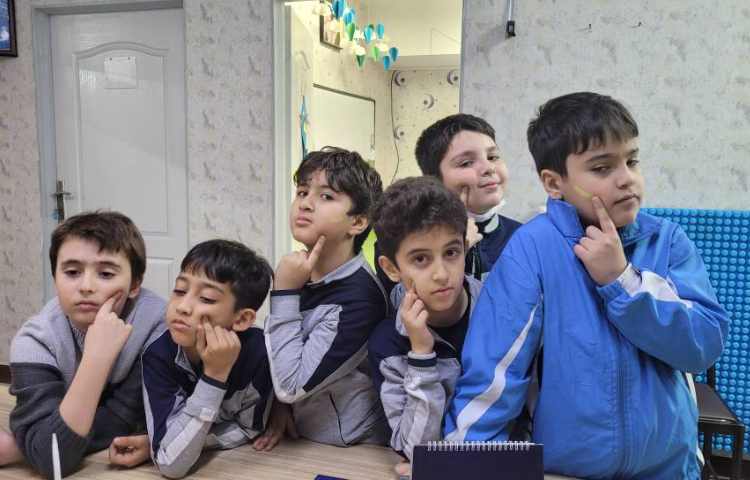 برگزاری ایستگاه پژوهشی به مناسب هفته پژوهش 9