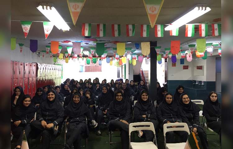 برگزاری بخش عملی درس آمادگی دفاعی پایه نهم 3