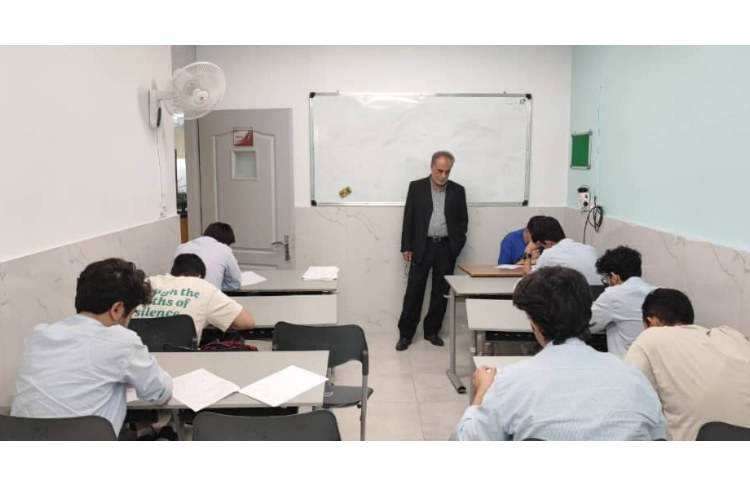 : برگزاری تست سنجش روانی از دانش آموزان پایه دوازدهم 1