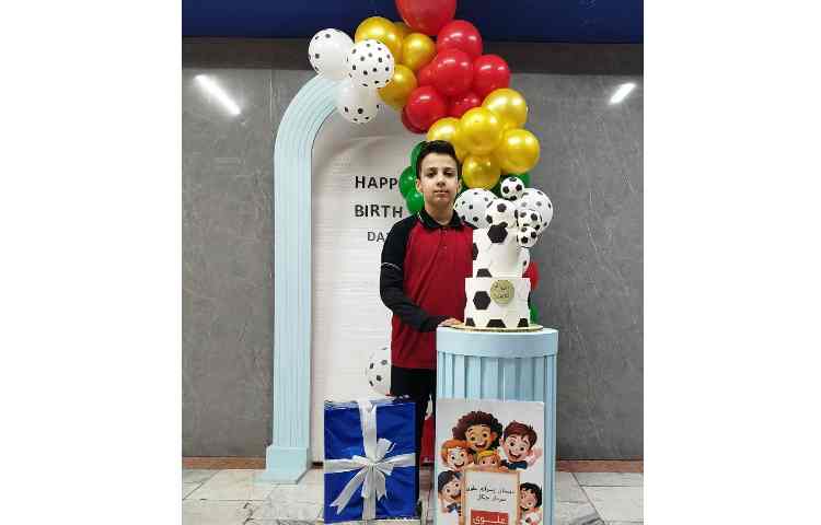 برگزاری تولد دانش آموزان دی ماهی 12