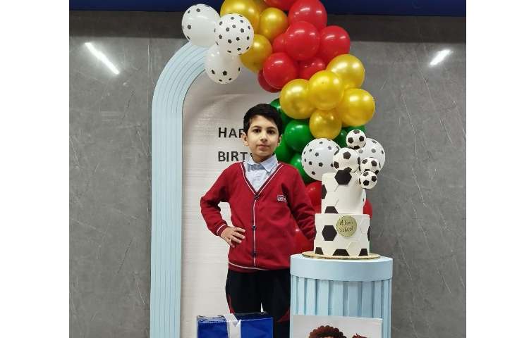 برگزاری تولد دانش آموزان دی ماهی 13