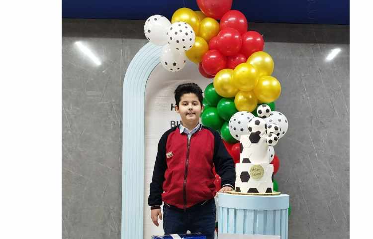 برگزاری تولد دانش آموزان دی ماهی 19