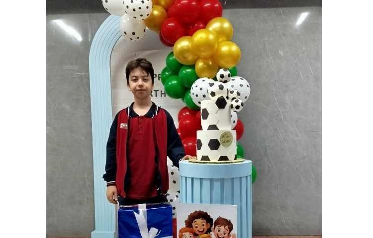 برگزاری تولد دانش آموزان دی ماهی 33