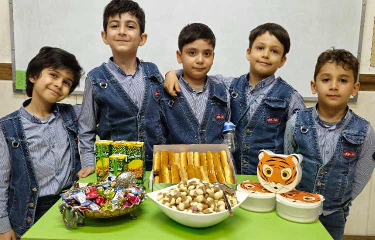 برگزاری جشن اسم آدریان جان