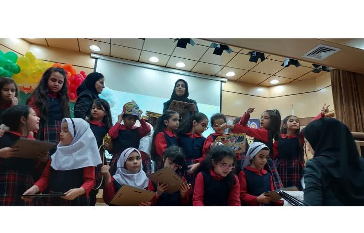 برگزاری جشن الفبا و جشن سلام دبستان 8