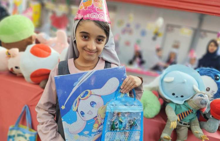 برگزاری جشن تولد جایزه ها 103