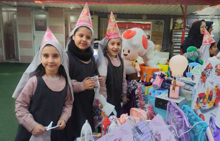 برگزاری جشن تولد جایزه ها 122