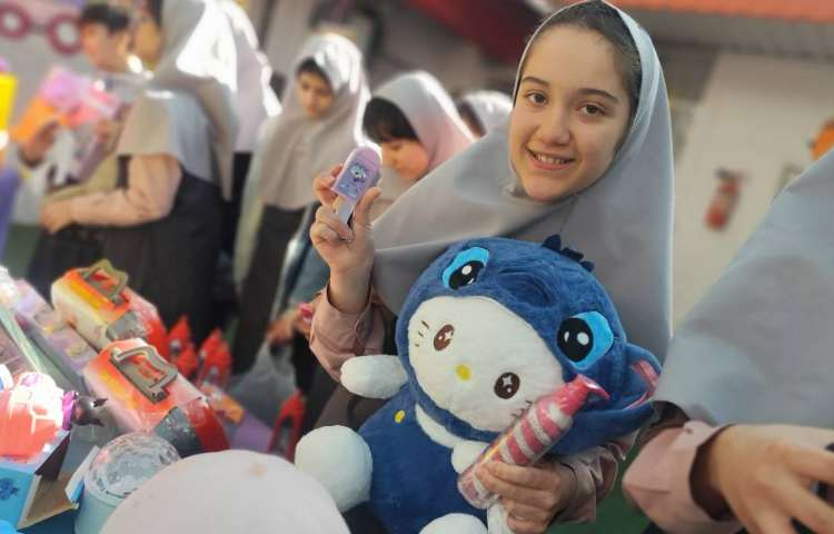 برگزاری جشن تولد جایزه ها 13