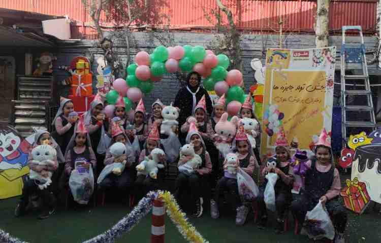 برگزاری جشن تولد جایزه ها 133