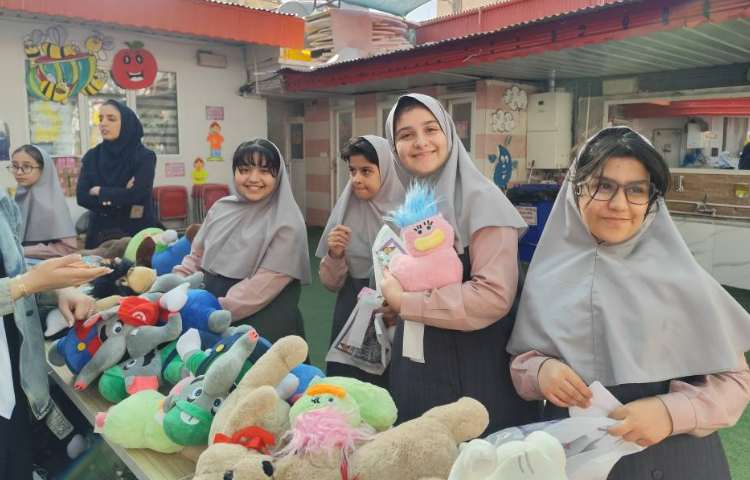 برگزاری جشن تولد جایزه ها 14