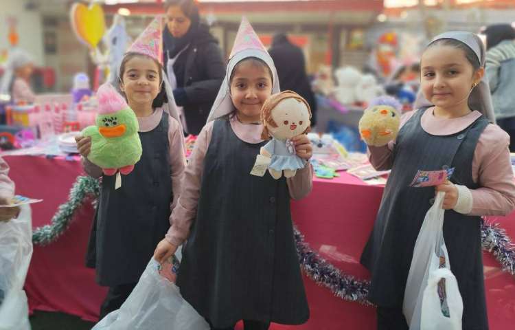 برگزاری جشن تولد جایزه ها 140