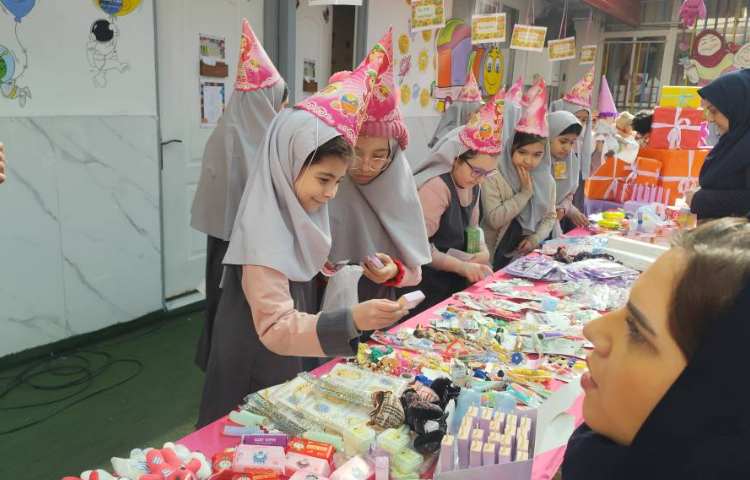 برگزاری جشن تولد جایزه ها 27