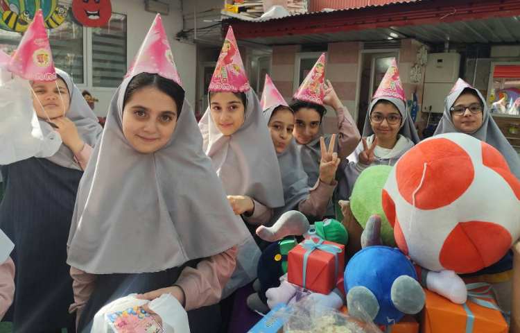 برگزاری جشن تولد جایزه ها 40