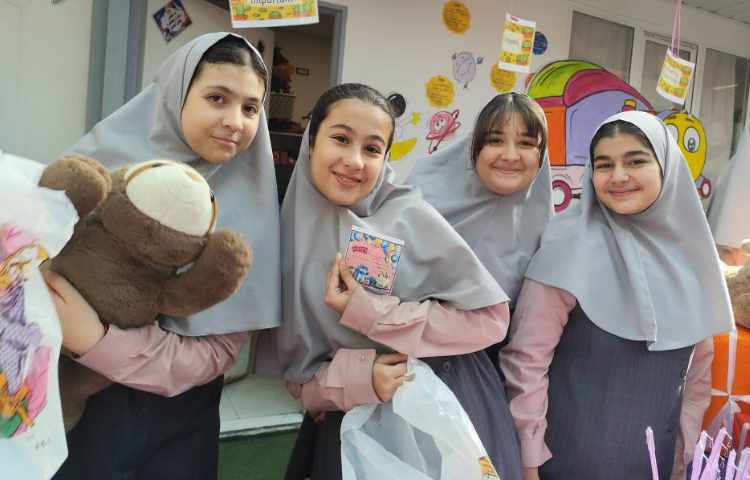 برگزاری جشن تولد جایزه ها 42