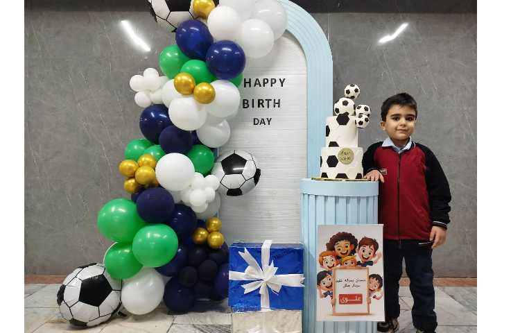 برگزاری جشن تولد دانش آموزان متولد آذرماه 1