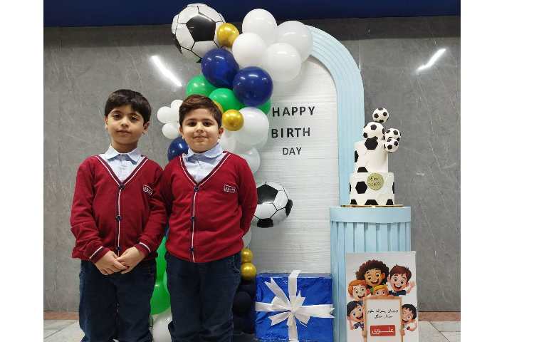 برگزاری جشن تولد دانش آموزان متولد آذرماه 11