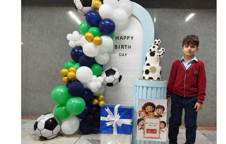 برگزاری جشن تولد دانش آموزان متولد آذرماه 13