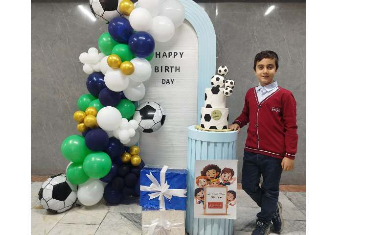 برگزاری جشن تولد دانش آموزان متولد آذرماه 20
