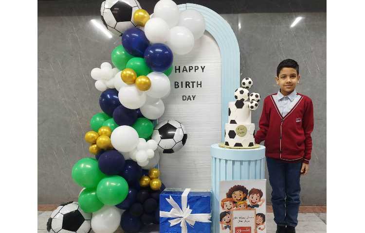 برگزاری جشن تولد دانش آموزان متولد آذرماه 23