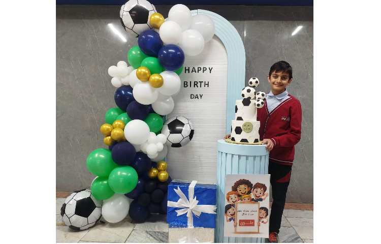 برگزاری جشن تولد دانش آموزان متولد آذرماه 27