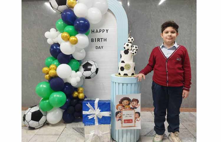 برگزاری جشن تولد دانش آموزان متولد آذرماه 30