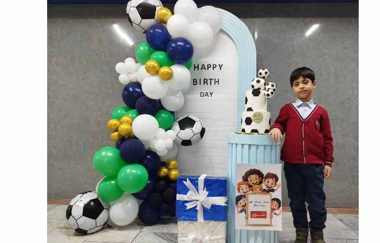 برگزاری جشن تولد دانش آموزان متولد آذرماه 7