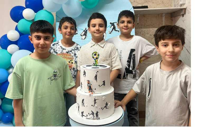 برگزاری جشن تولد دانش آموزان متولد تابستان 12