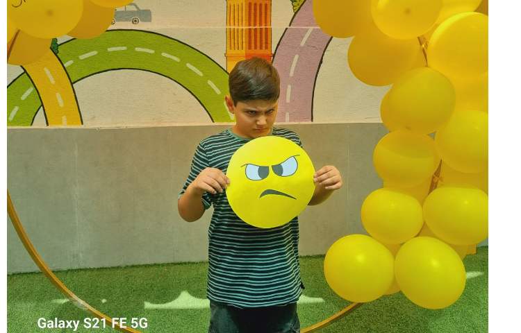 برگزاری جشن روز جهانی ایموجی emoji 10