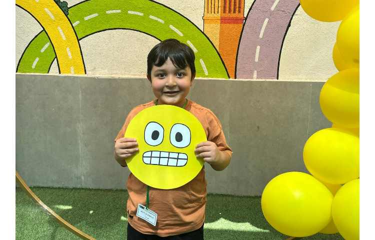 برگزاری جشن روز جهانی ایموجی emoji 32