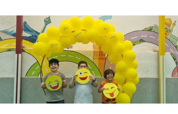 برگزاری جشن روز جهانی ایموجی emoji 7