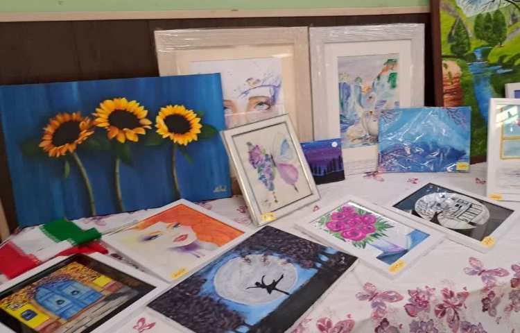 برگزاری جشن روز پدر،نمایشگاه فعالیت های هنری و اهدای هدیه به نفرات برتر 2