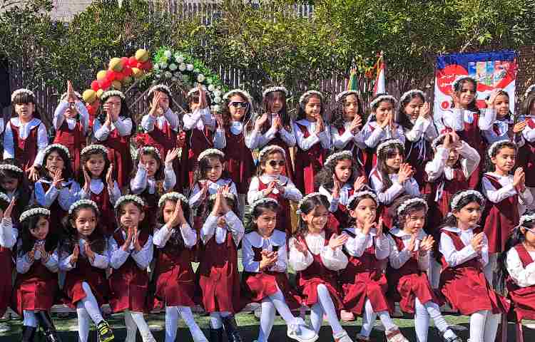 برگزاری جشن سبزه ها در کودکستان و دبستان دخترانه پرتوعلوی 1