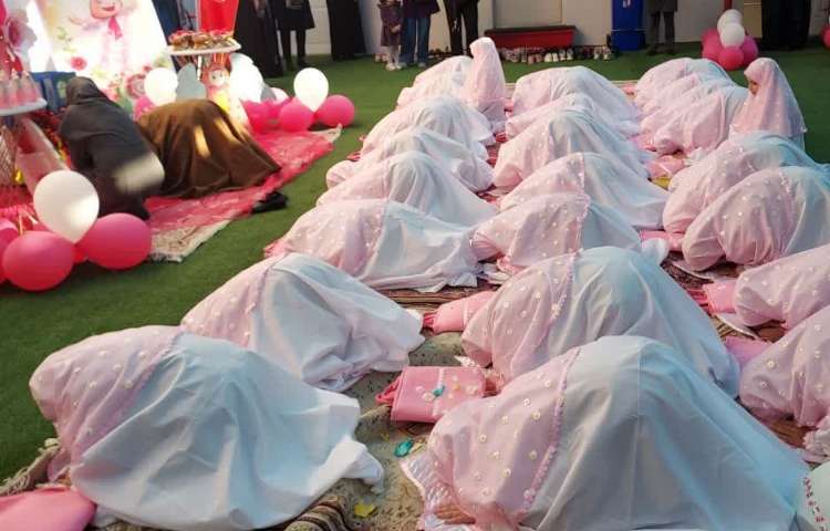 برگزاری جشن عبادت ویژه ی نوگلان پایه سوم 12