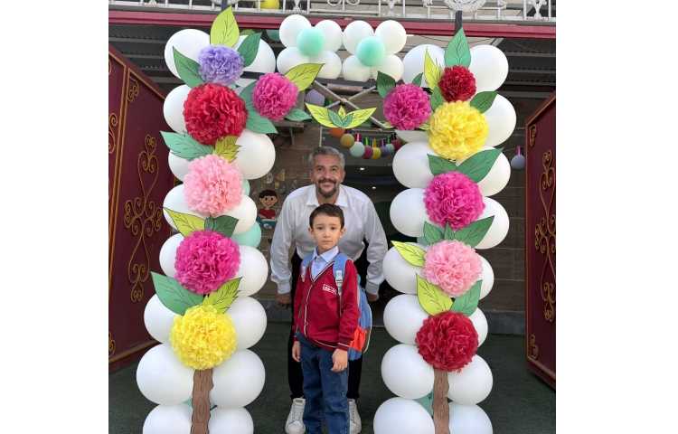 برگزاری جشن غنچه ها و شکوفه های دبستان 1