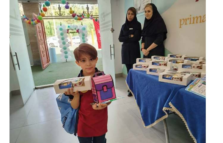 برگزاری جشن غنچه ها و شکوفه های دبستان 67
