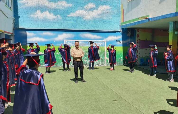 برگزاری جشن فارغ التحصیلی دانش آموزان پایه ششم 3