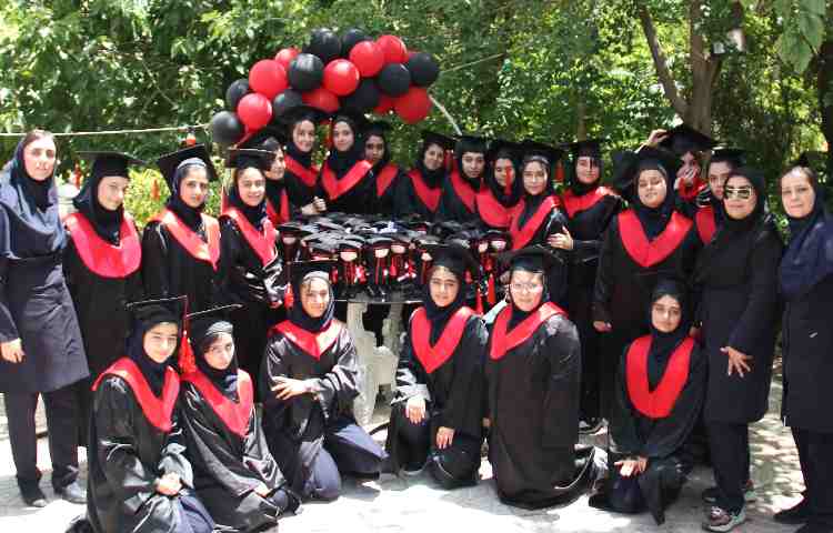 برگزاری جشن فارغ التحصیلی دانش آموزان پایه نهم 1