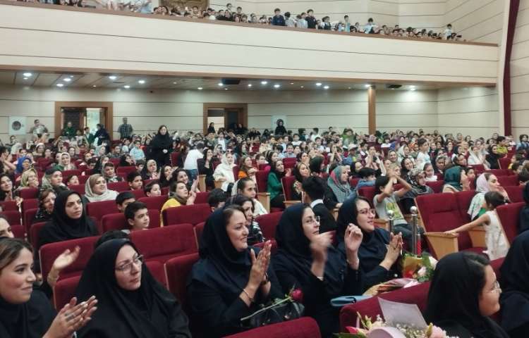 برگزاری جشن فارغ التحصیلی پایه ششم 3