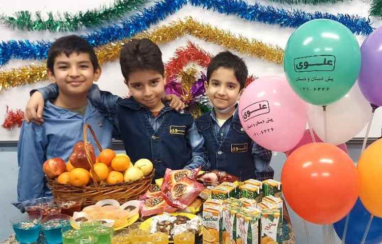 برگزاری جشن نیمه شعبان دانش آموزان پایه دوم دبستان علوی 3