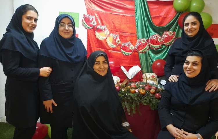 برگزاری جشن یلدا در مدرسه 8