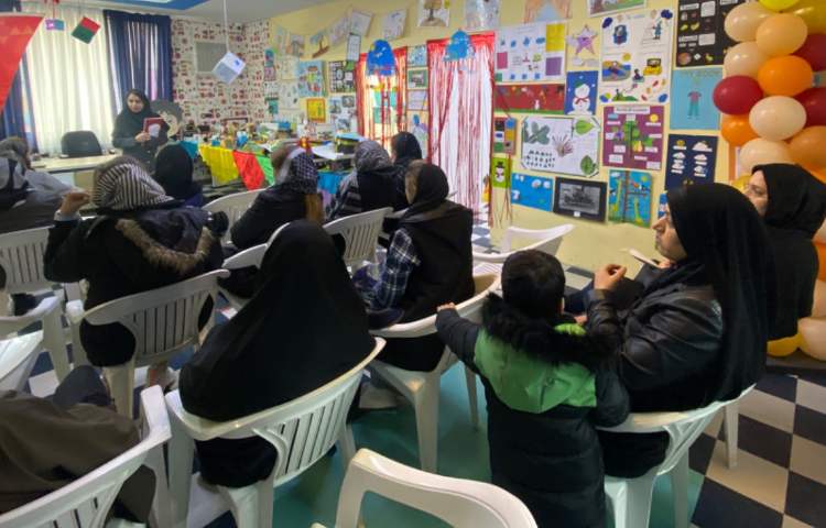 :برگزاری جلسات آموزگاران زبان و پایه پیش دبستان با اولیا 3