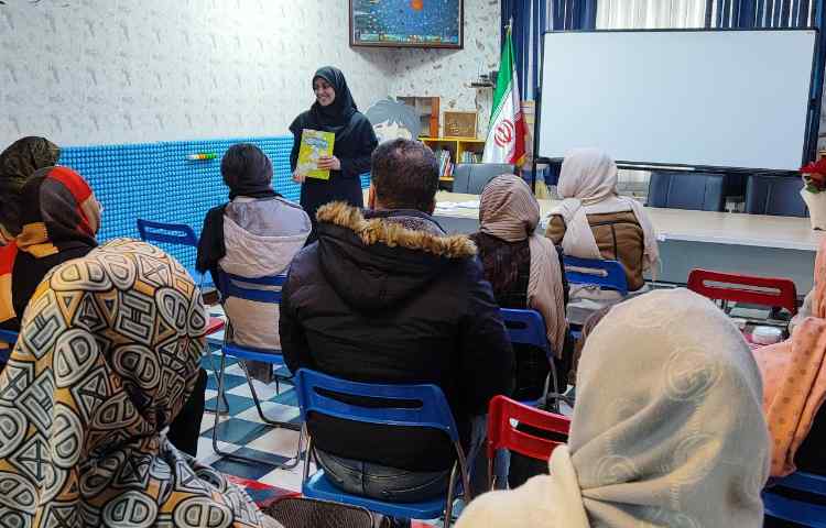 برگزاری جلسات آموزگاران و اولیا 2