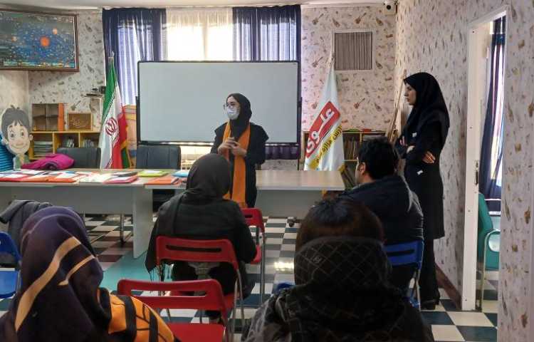 برگزاری جلسات آموزگاران و اولیا 4