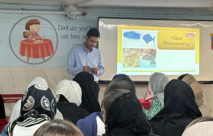 برگزاری جلسات ارائه روش آموزش پایه و زبان 11