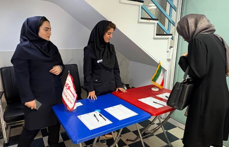 برگزاری جلسات ارائه روش آموزش پایه و زبان 17