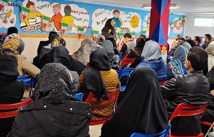 :برگزاری جلسات دانش افزایی با موضوع بیش فعالی ویژه پایه های اول تا سوم 5