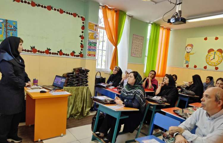 :برگزاری جلسات دانش افزایی و ارائه روش آموزش، پایه دوم دبستان 9