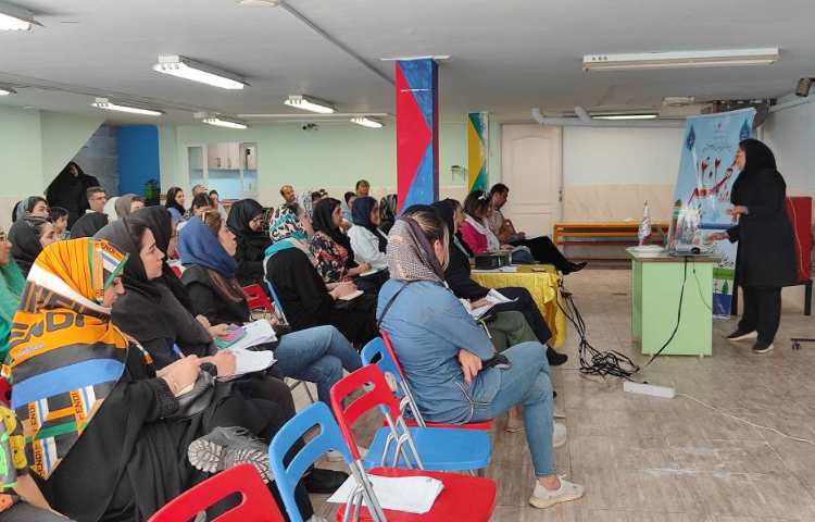 : برگزاری جلسات دانش افزایی و ارائه روش آموزش، پایه پیش دبستان 6