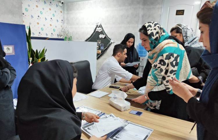 : برگزاری جلسات دانش افزایی و ارائه روش آموزش، پایه پیش دبستان